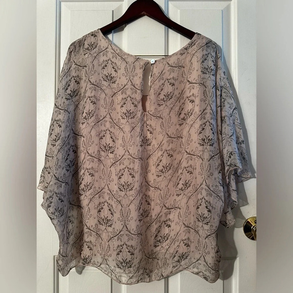 PIAZZA ROMA Italian 🇮🇹 100% Silk Blouse Capelet Ivory Blush Floral M 2 in 1 - Picture 2 of 14